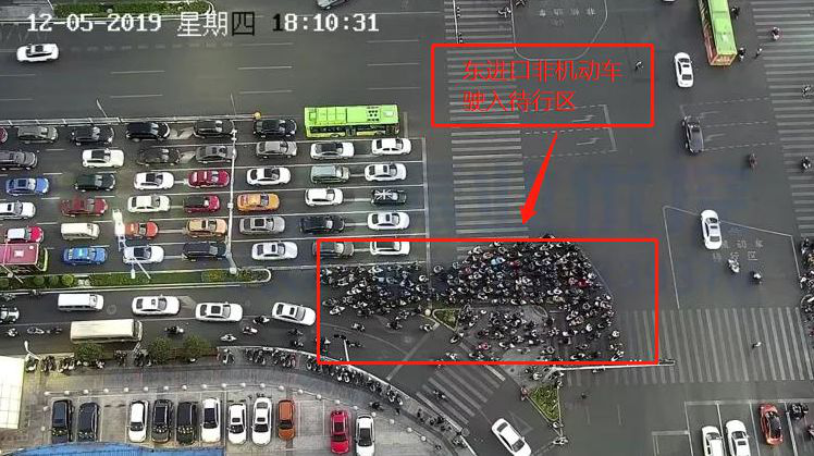 图15 晚高峰路口东进口非机动车驶入待行区（优化后）